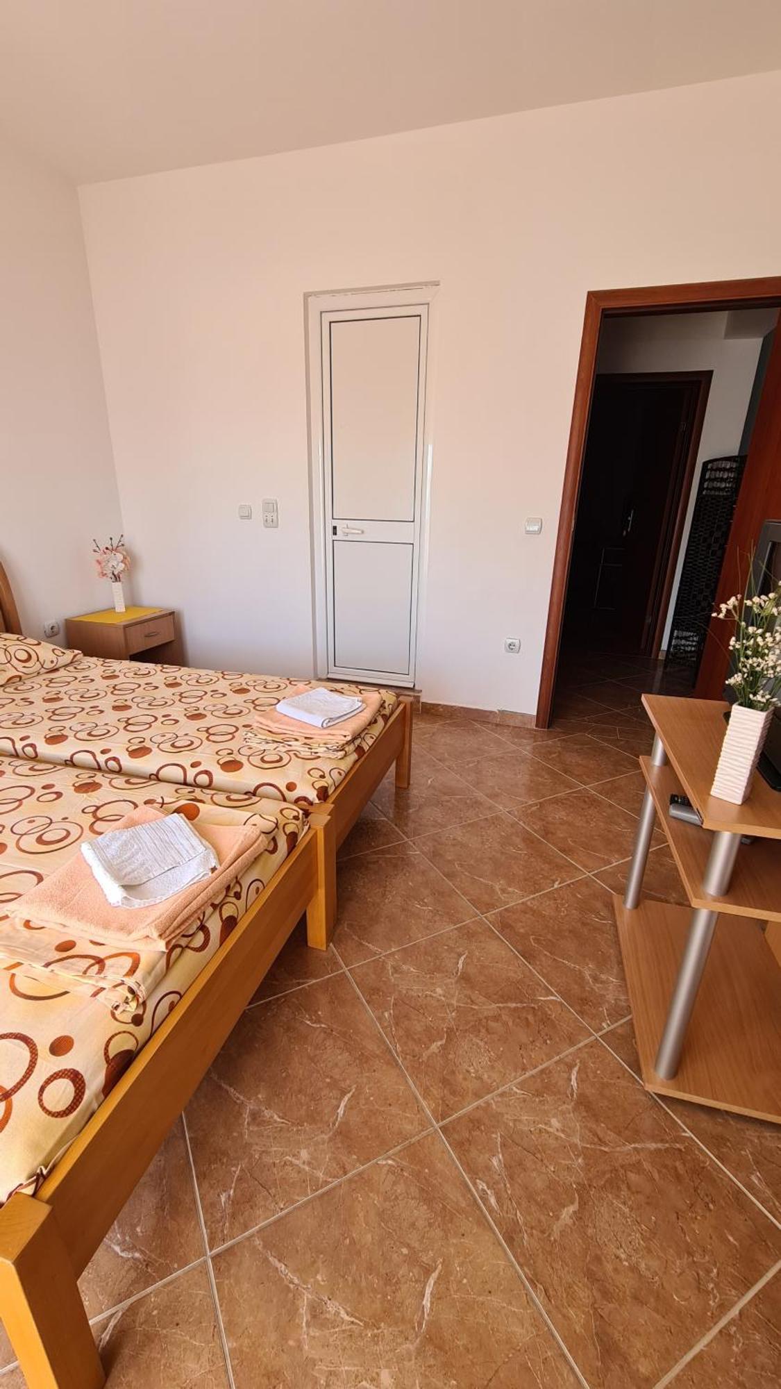 Apartments Mare Ulcinj Habitación foto
